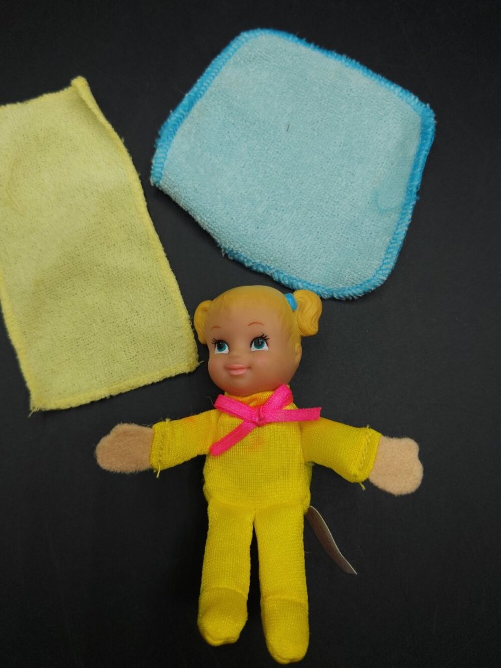 Teeny Tiny Tumbles Surprise YELLOW Cute Small Baby Doll 1996 Toy Biz Vintage